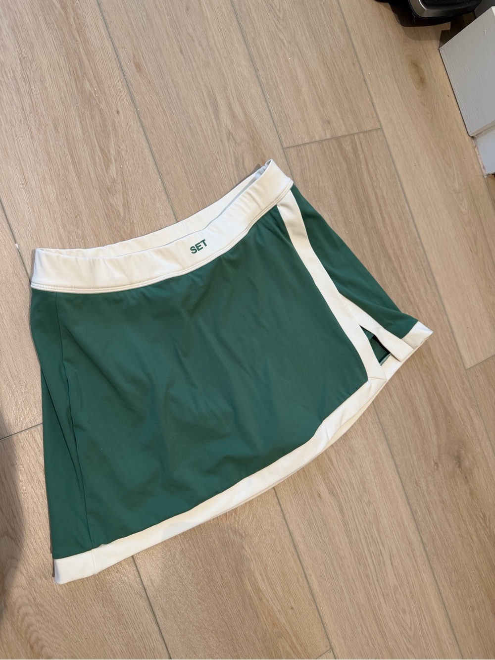 SET Active Green and White Athletic Skort